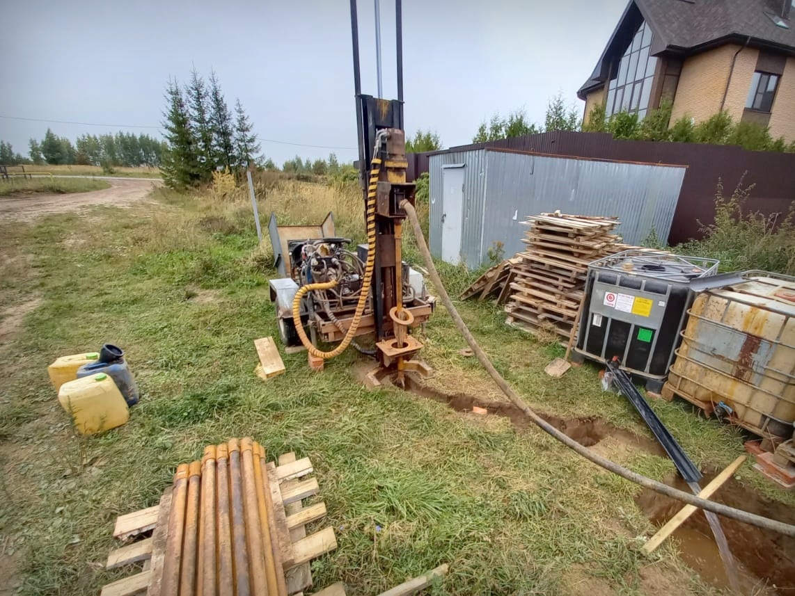 <span style="font-weight: bold;">Бурение артезианских скважин</span>